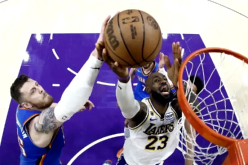 Cavaliers respiran y Oklahoma City deja a Lakers en la lona