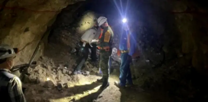Cazatesoros de 65 años muere al caer en pozo de 30 metros en Durango