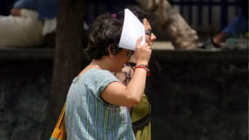 CDMX inicia mayo con calor de hasta 33 °C y lluvias aisladas