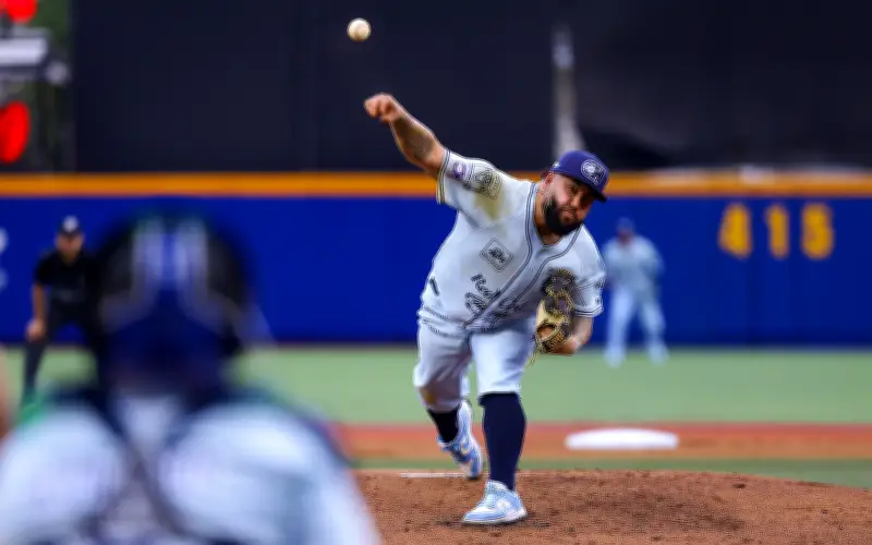 Charros despiertan tarde y Rieleros se quedan con la serie