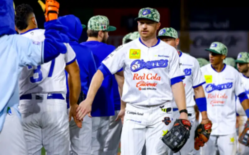 Charros remonta y vence a Toros con jonrón de Garlick