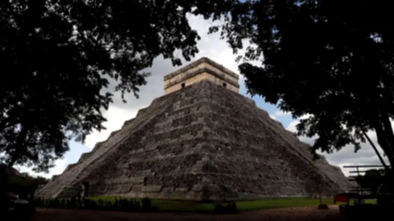 Chichén Itzá cierra temporalmente por protesta de artesanos y comerciantes