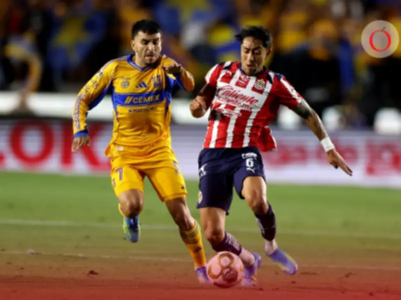 Chivas en rebeldía: convocan a seleccionados tras permiso a Toluca