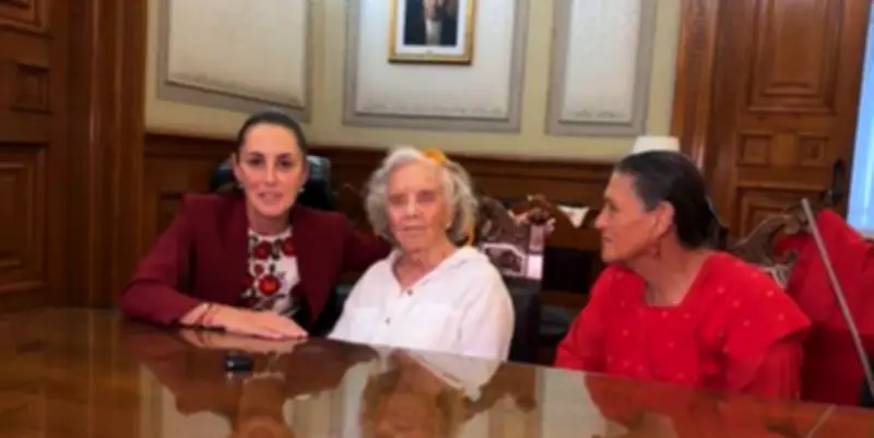 Claudia Sheinbaum felicita a Elena Poniatowska en su cumpleaños 94
