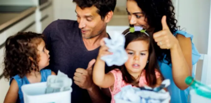 Cómo enseñar a reciclar a los niños: consejos divertidos y prácticos