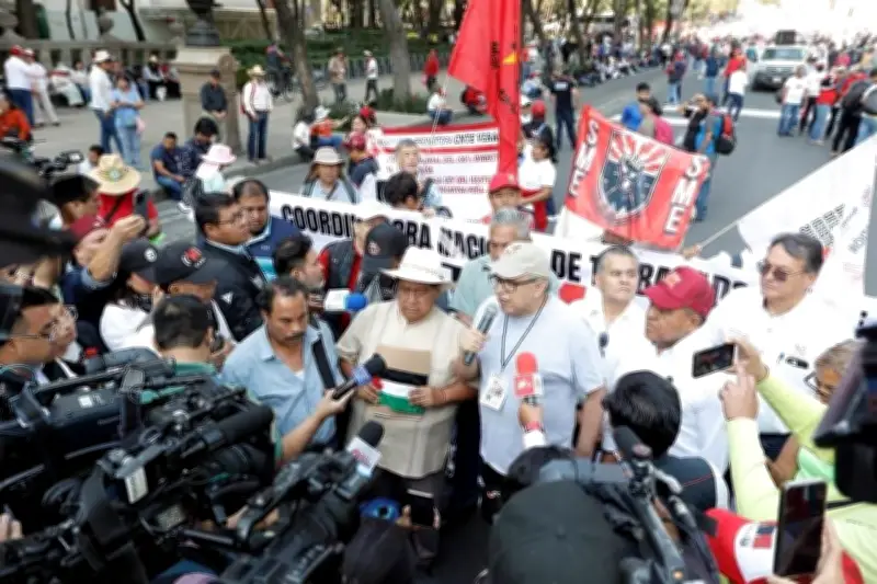 CNTE acusa monólogo de poder de la 4T en diálogo nacional