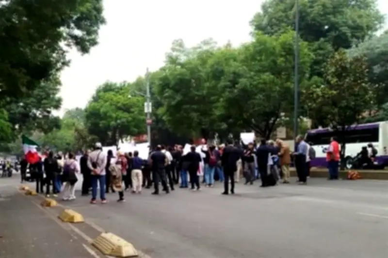 Colapsa protesta en Poder Judicial sobre Avenida Revolución