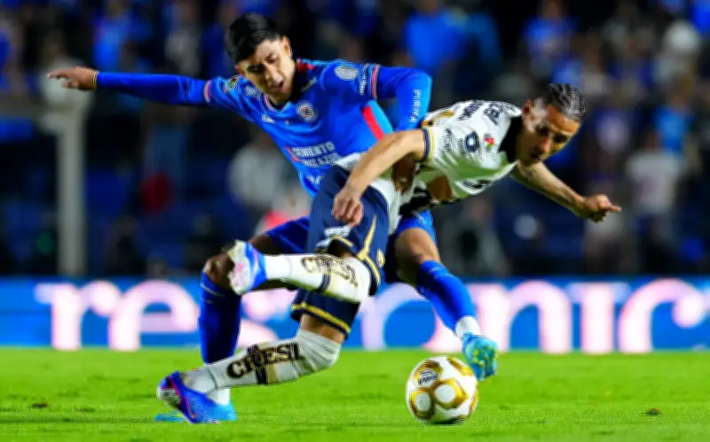 Cruz Azul y Pumas empatan sin goles en la ida de la Final