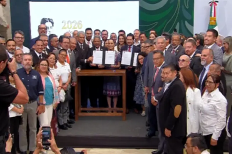CSP firma acuerdo con sindicatos por jornada de 40 horas