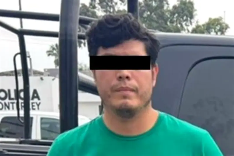 Detienen a taxista acusado de robar a pasajera en la CDMX