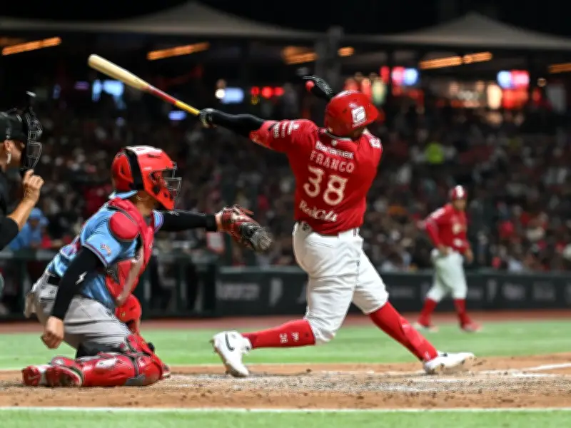 Diablos Rojos aplastan 25-3 a El Águila en venganza histórica