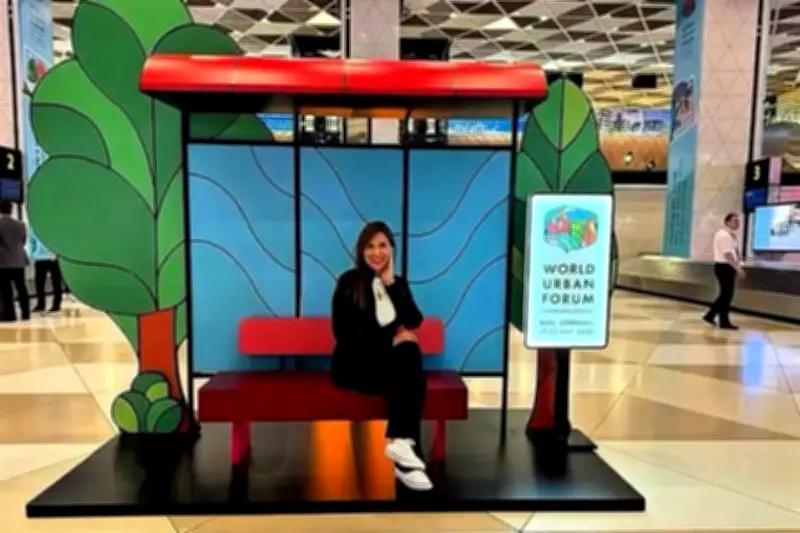 Diputada del PT presume viaje a foro en Azerbaiyán
