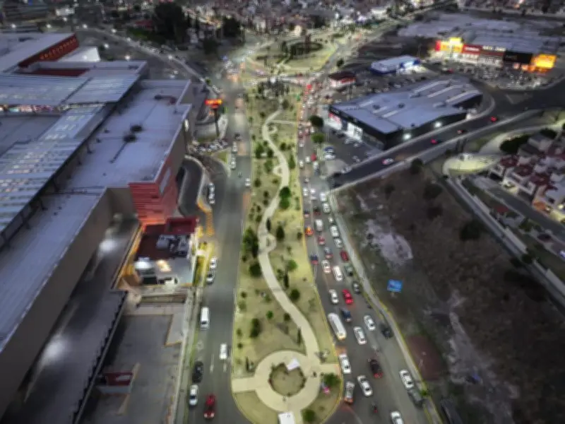 Ecatepec inaugura Sendero Seguro en Las Américas con 342 luminarias