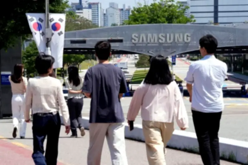 Empleados de Samsung votan cuantioso acuerdo de bonos por IA