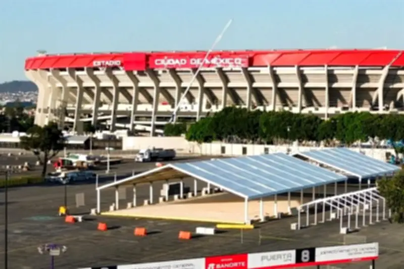 Estadio Azteca estrena nombre en fachada