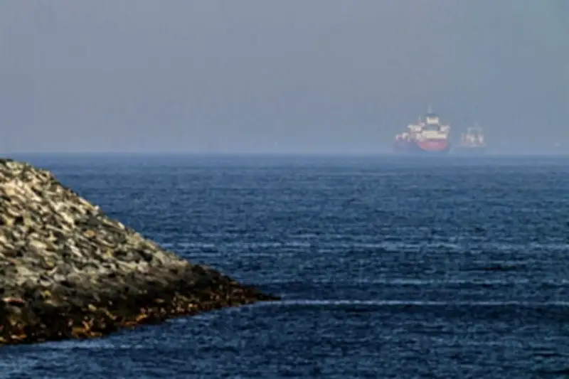 EU atacó puertos iraníes en Ormuz, afirman fuentes
