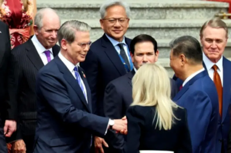 EU y China crearían junta de inversiones, según Bessent