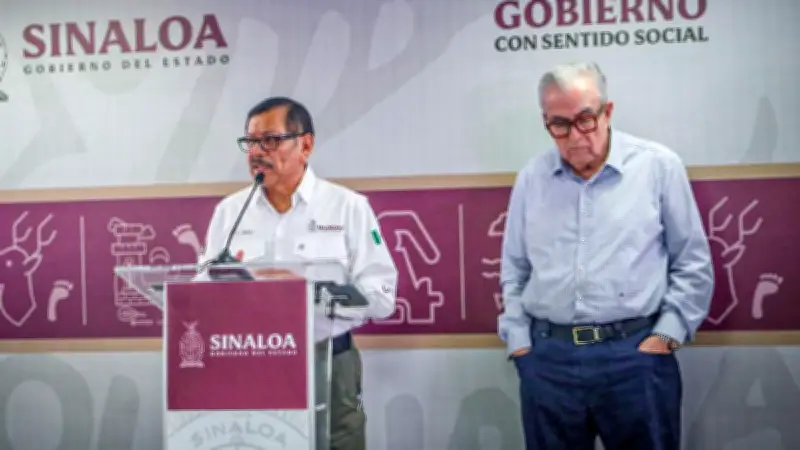 Exfuncionarios de Sinaloa se entregan en EE.UU. y crece presión bilateral