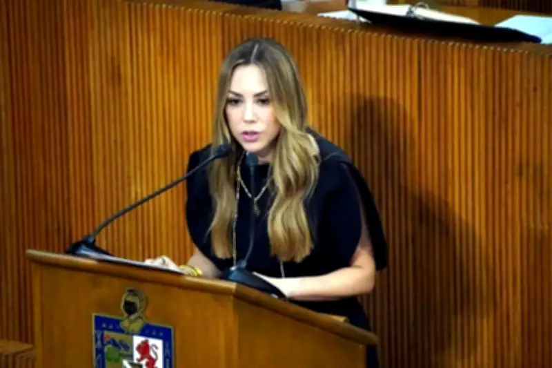 Exhorta Congreso a no adelantar cierre escolar en México