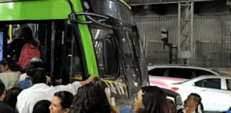 Fallas en Línea 5 del Metro por calor extremo