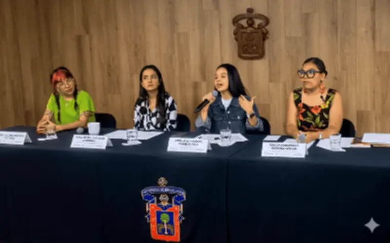 FEU lanza concurso literario "Voces: Más allá del Aula" para estudiantes UdeG