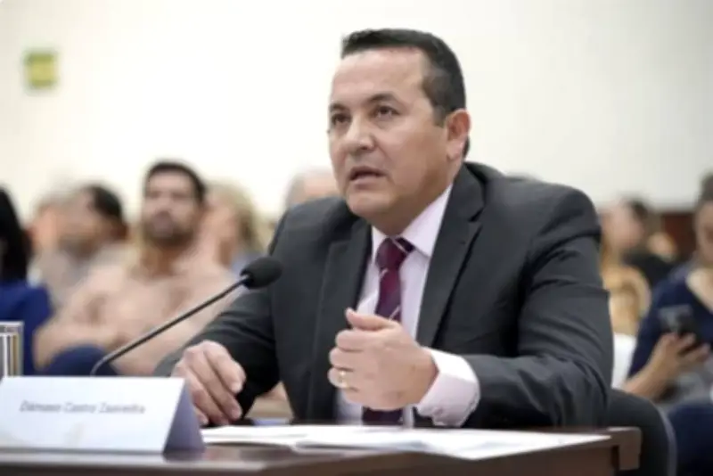 FGE respalda a vicefiscal señalado por nexos con Los Chapitos