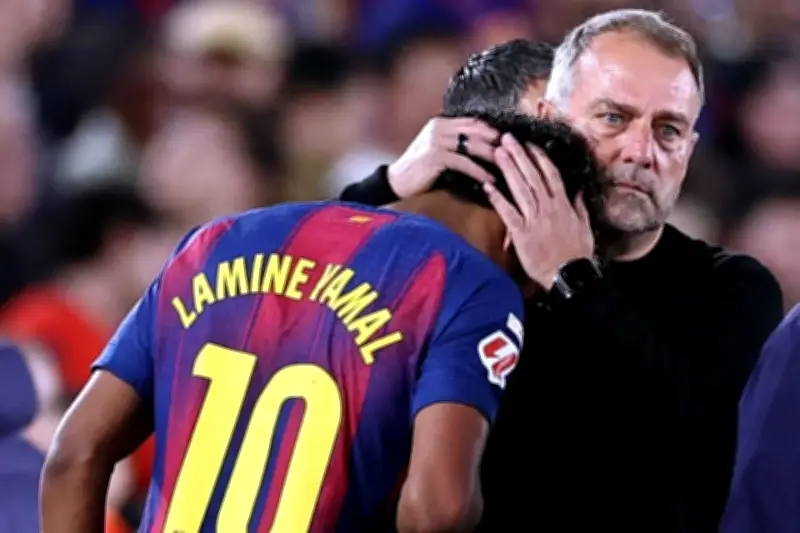 Flick ve al lesionado Lamine Yamal en el Mundial