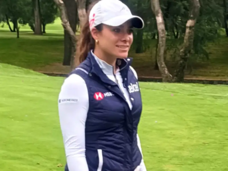 Gaby López inaugura área de práctica de juego corto en el Club de Golf México