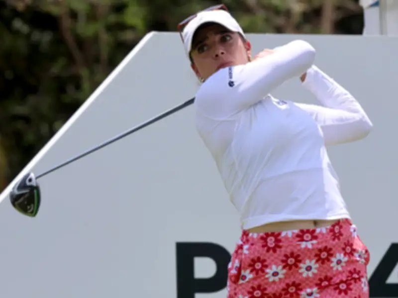 Gaby López no se rinde en Riviera Maya Open pese a desventaja con Korda