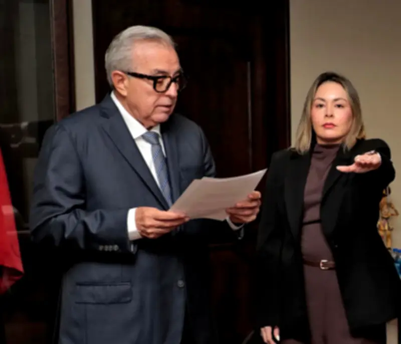 Gobernadora interina de Sinaloa respalda a Rocha Moya en su primer discurso