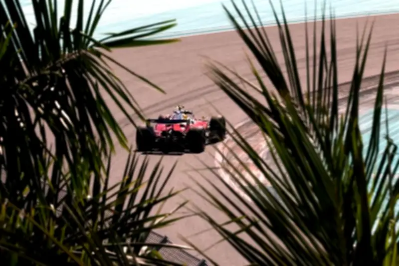 GP de Miami adelanta horario por tormentas