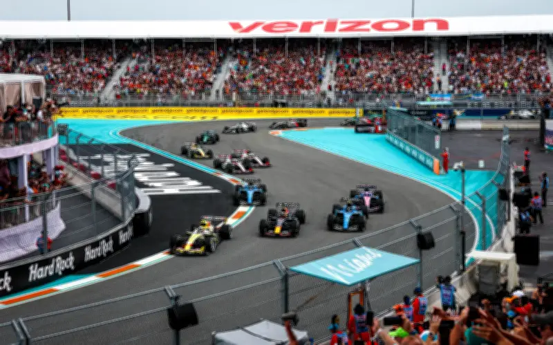GP Miami 2026: Antonelli gana y lidera el campeonato