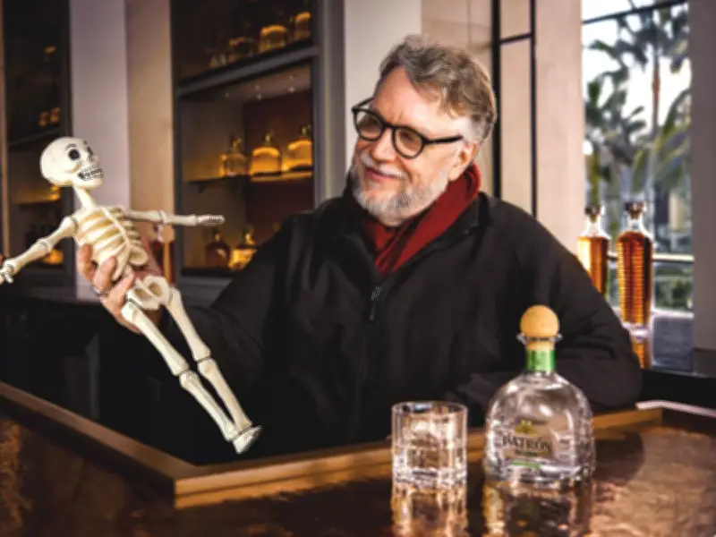 Guillermo del Toro y Patrón: 'Es un lujo ser mexicano' en nueva campaña