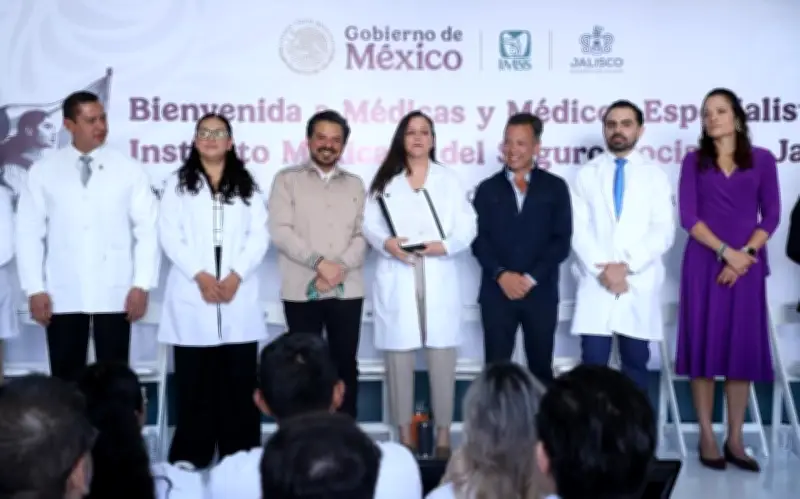 IMSS Jalisco incorpora 700 especialistas para fortalecer salud
