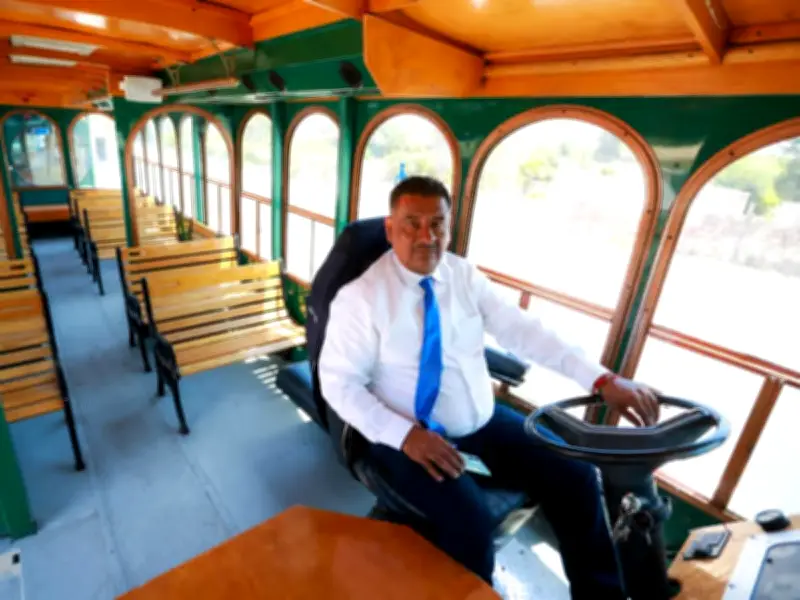 Inauguran terminal de autobuses en Valle de Guadalupe para impulsar turismo