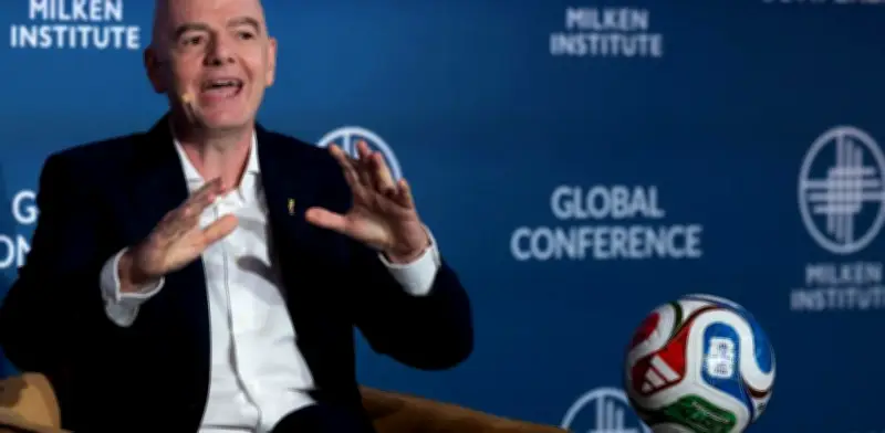Infantino: si alguien paga 2 mdd por un boleto, le llevo un hot dog