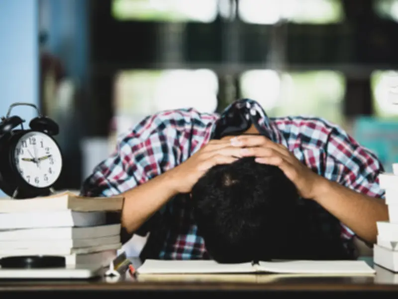 Iniciativa en Hidalgo: Prevención del Suicidio Estudiantil