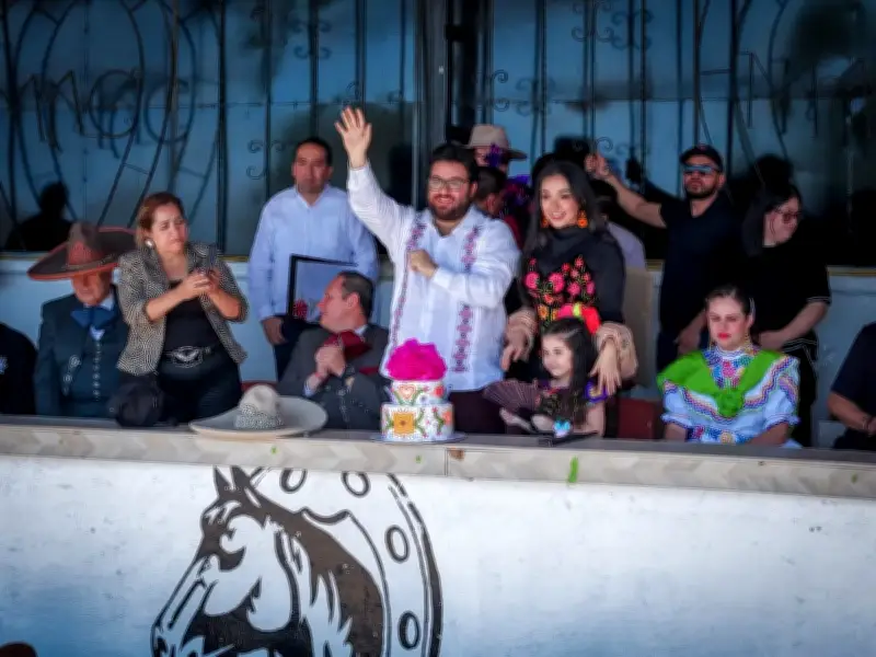 Isaac Montoya celebra tradiciones en Charreada Infantil de DIF Naucalpan