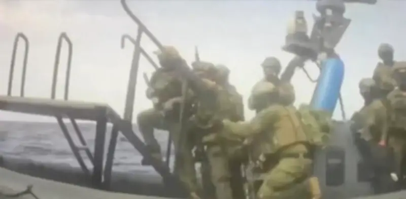 Israel traslada a su territorio a 430 activistas de flotilla humanitaria