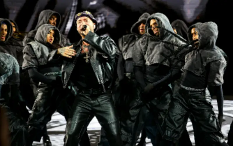 J Balvin enciende la Arena VFG con un concierto generacional en Guadalajara