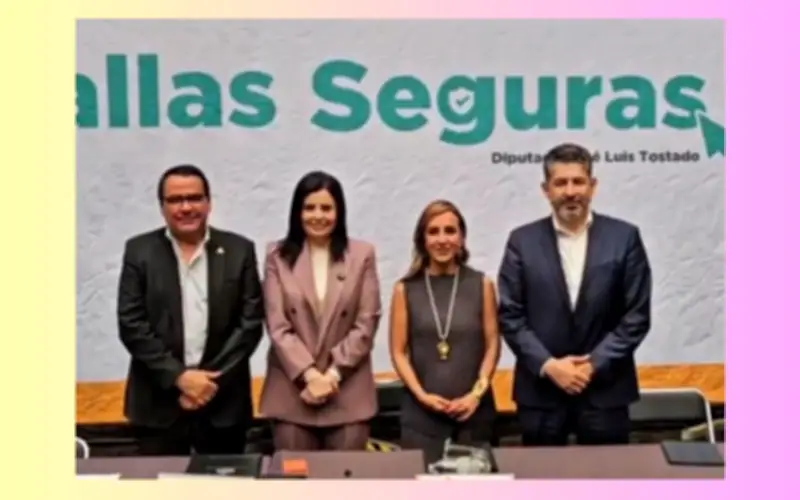 Jalisco presenta ley 'Pantallas Seguras' para proteger a menores en internet