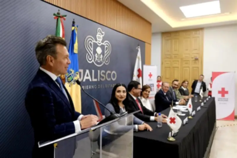 Jalisco rechaza recorte escolar; clases terminarán el 30 de junio