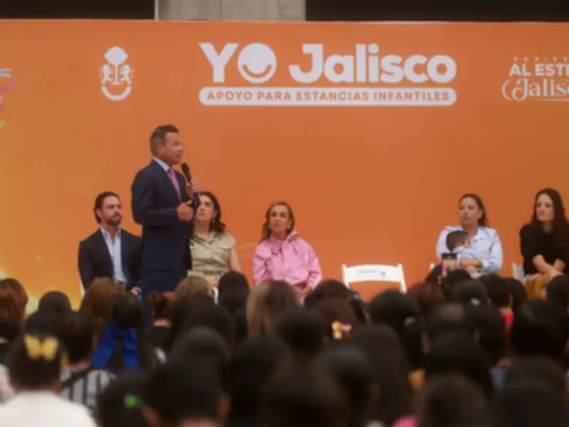 Jalisco refuerza apoyo a padres con estímulos para estancias infantiles