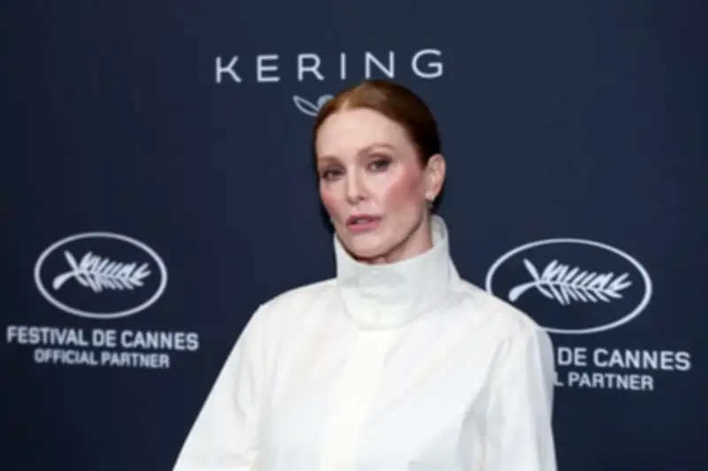 Julianne Moore lamenta falta de roles protagónicos para mujeres