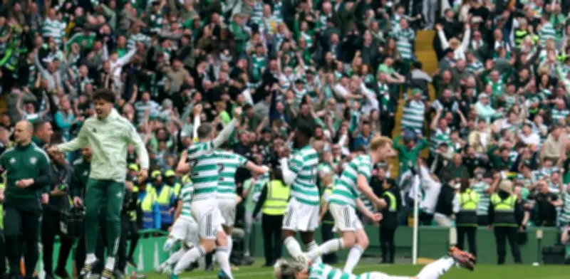 Julián Araujo y Celtic ganan título escocés en final desgarrador