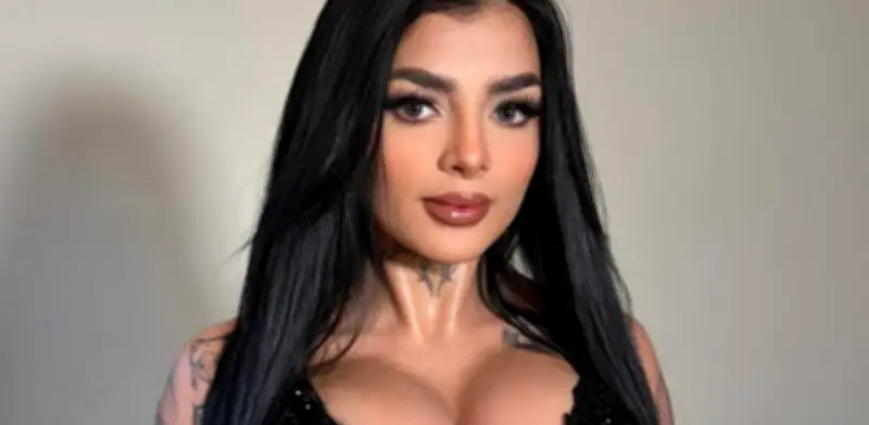 Karely Ruiz revela la petición más extraña en OnlyFans