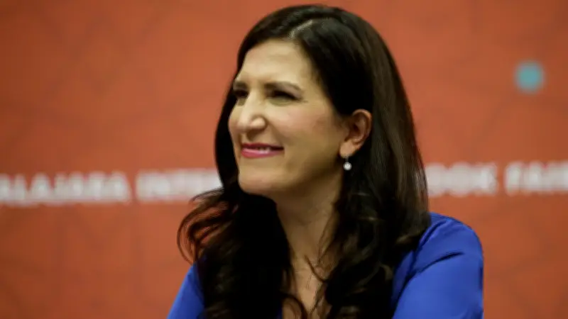 Kenia López exige a políticos de Sinaloa dejar de esconderse