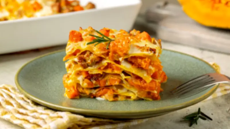 Lasaña de plátano: receta diferente con carne, queso y sabor dulce