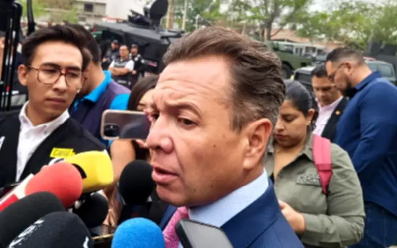 Lemus pide a la SEP no recortar el ciclo escolar en Jalisco