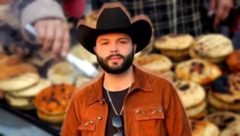 Leonardo Aguilar vende boletos de concierto en puesto de gorditas en Zacatecas